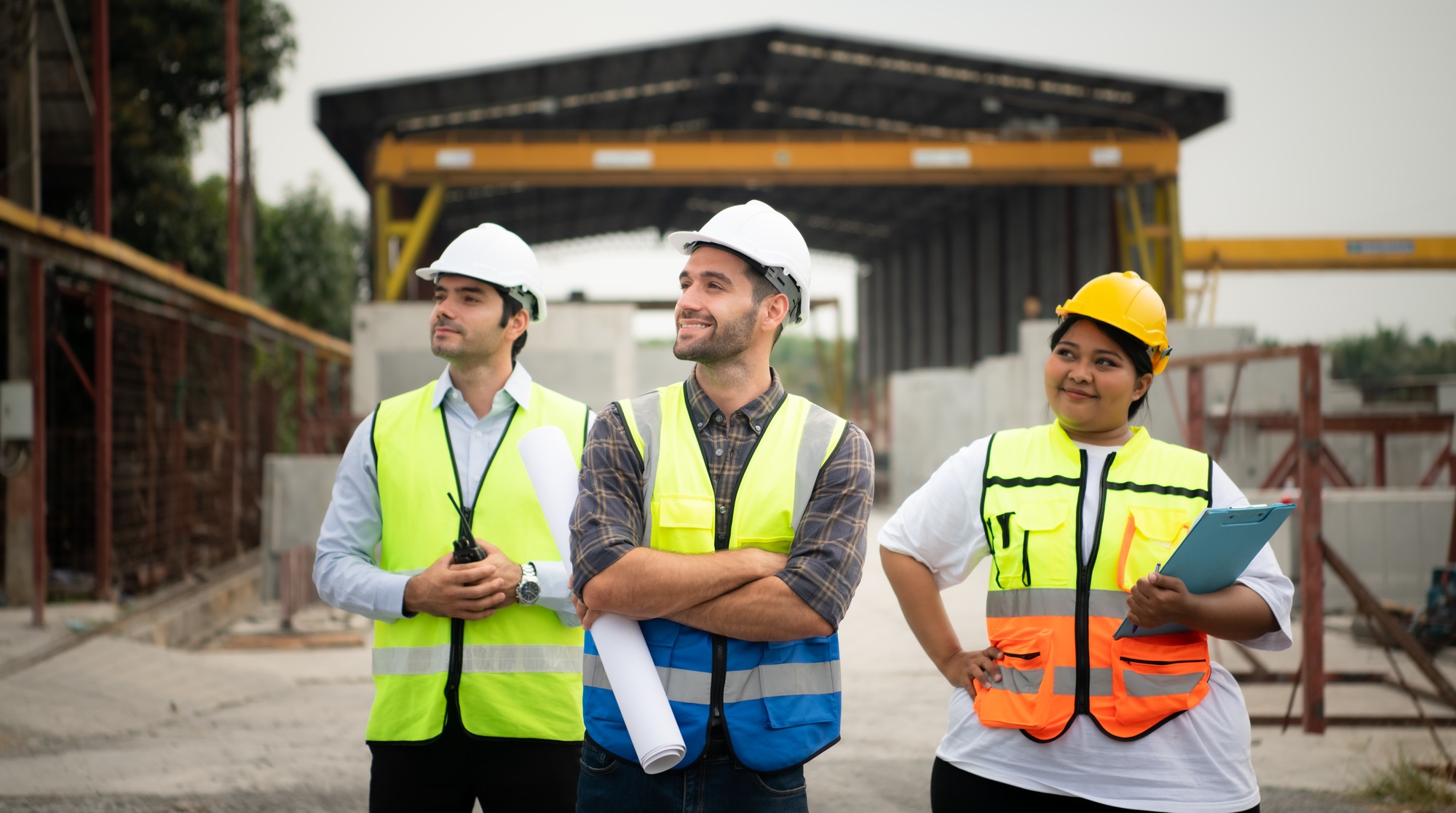 architect-portrait-construction-supervisor-and-construction-engineer-working-on-a-construction.jpg